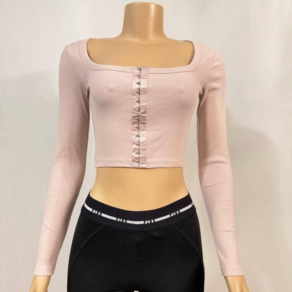 Victoria’s Secret Ribbed Long Sleeve Ribbed Crop Top Small - Picture 3 of 4